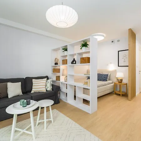 Beachmee Apartament *